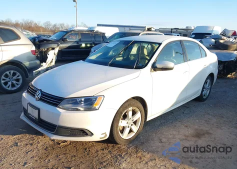 2013 Volkswagen Jetta 2.0L Tdi z USA, uszkodzony, nr VIN 3VWLL7AJ7DM277085